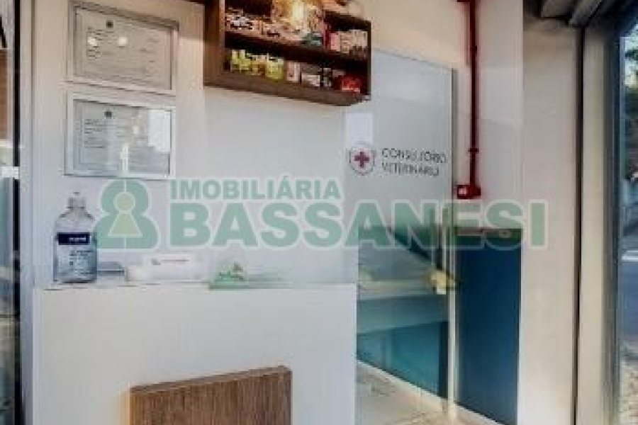 Loja Mobiliada com 30m², no bairro Cruzeiro em Caxias do Sul para Alugar