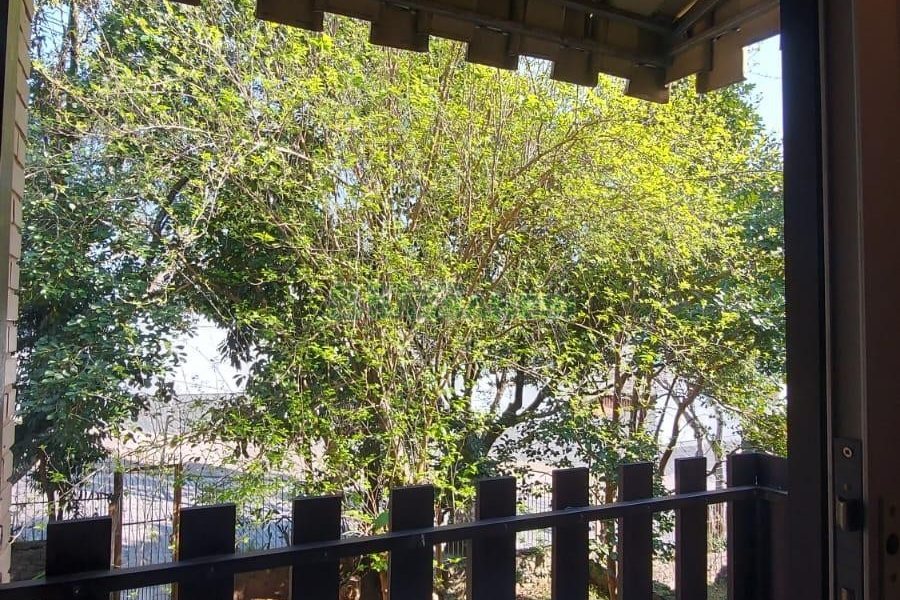 Sobrado com 160m², 2 dormitórios, 2 vagas, no bairro Cruzeiro em Caxias do Sul para Alugar