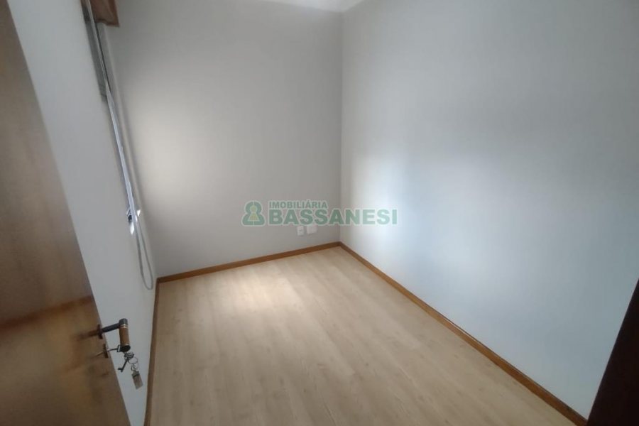Apartamento com 108m², 3 dormitórios, 1 vaga, no bairro São Pelegrino em Caxias do Sul para Comprar