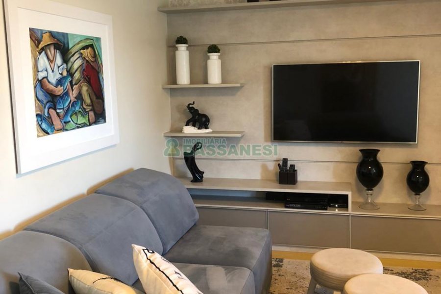 Apartamento com 119m², 3 dormitórios, no bairro Madureira em Caxias do Sul para Comprar