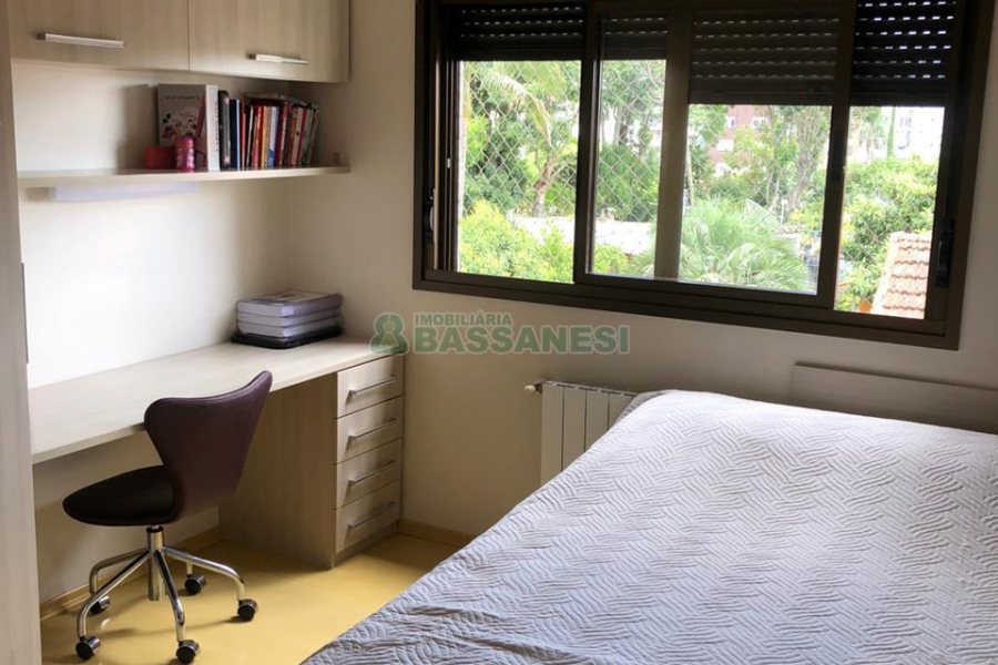 Apartamento com 119m², 3 dormitórios, no bairro Madureira em Caxias do Sul para Comprar