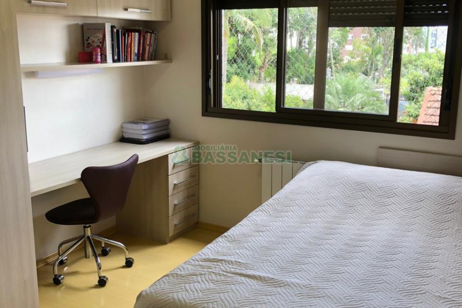 Apartamento com 119m², 3 dormitórios, no bairro Madureira em Caxias do Sul para Comprar