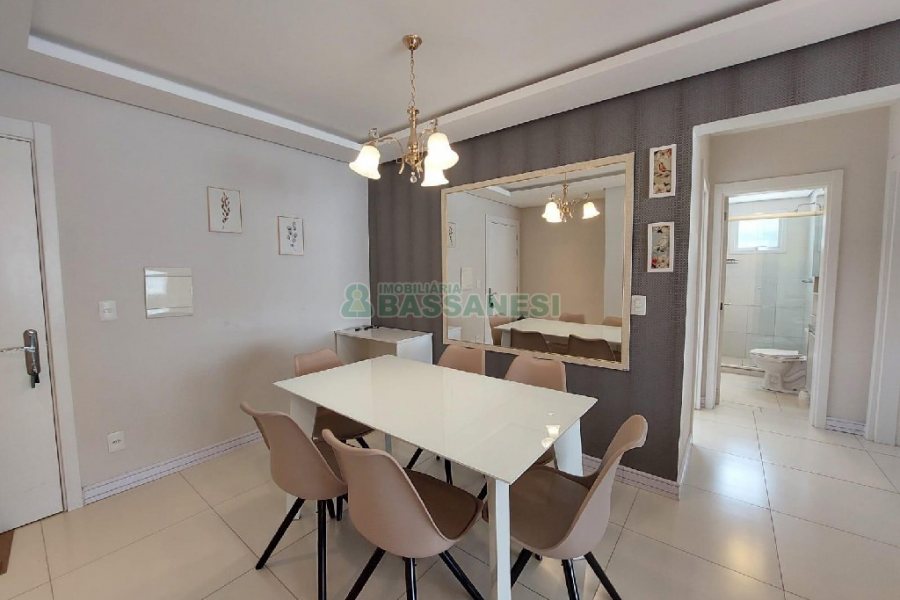 Apto Mobiliado com 70m², 2 dormitórios, 2 vagas, no bairro Lourdes em Caxias do Sul para Alugar