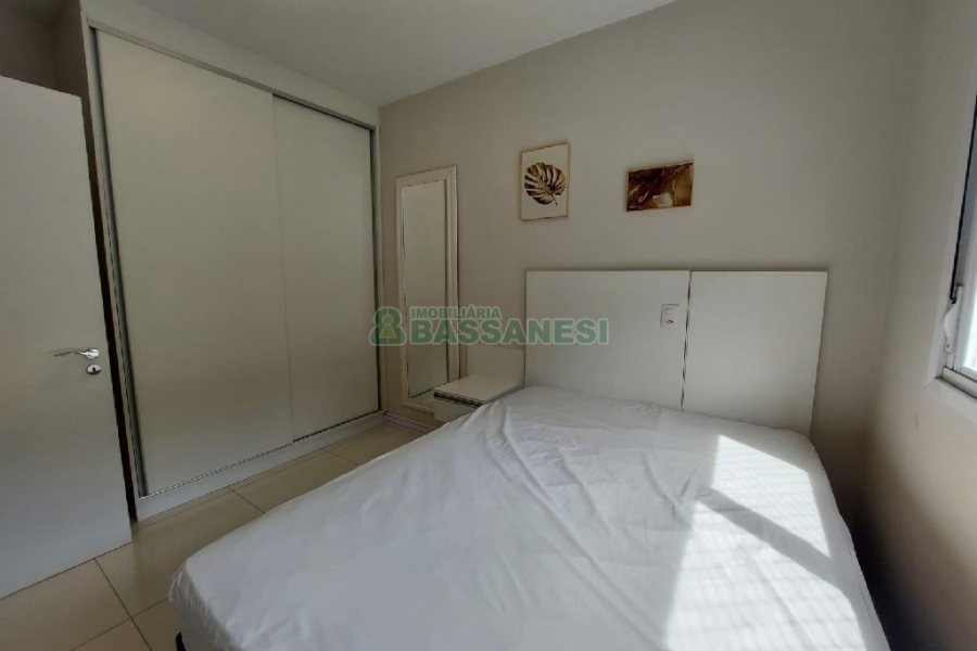 Apto Mobiliado com 70m², 2 dormitórios, 2 vagas, no bairro Lourdes em Caxias do Sul para Alugar