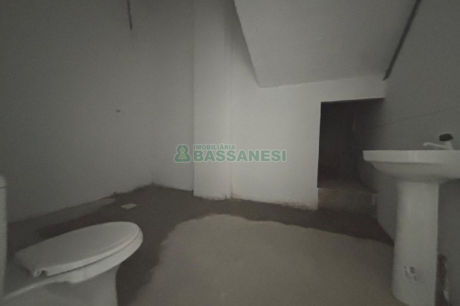 Pavilhão com 600m², no bairro São Ciro em Caxias do Sul para Alugar