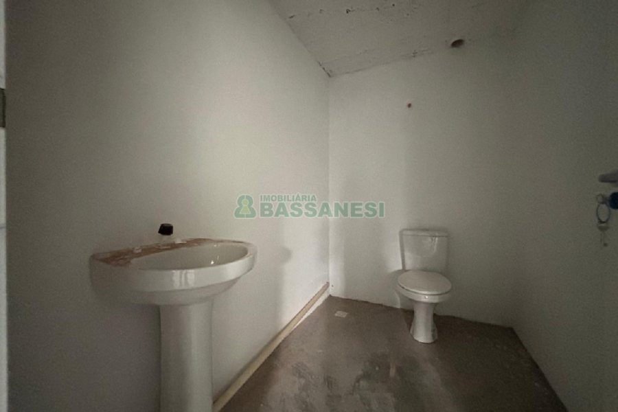 Pavilhão com 600m², no bairro São Ciro em Caxias do Sul para Alugar