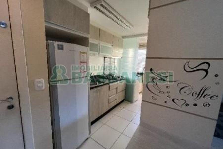 Apartamento com 48m², 2 dormitórios, no bairro Marechal Floriano em Caxias do Sul para Comprar