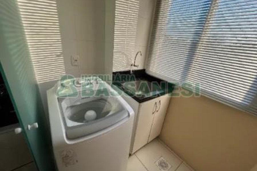 Apartamento com 48m², 2 dormitórios, no bairro Marechal Floriano em Caxias do Sul para Comprar