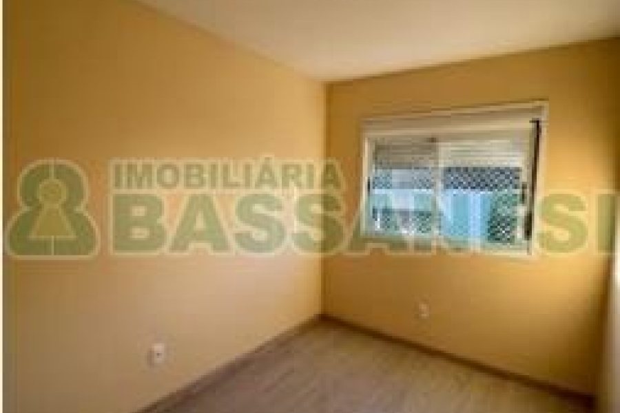 Apartamento com 48m², 2 dormitórios, no bairro Marechal Floriano em Caxias do Sul para Comprar