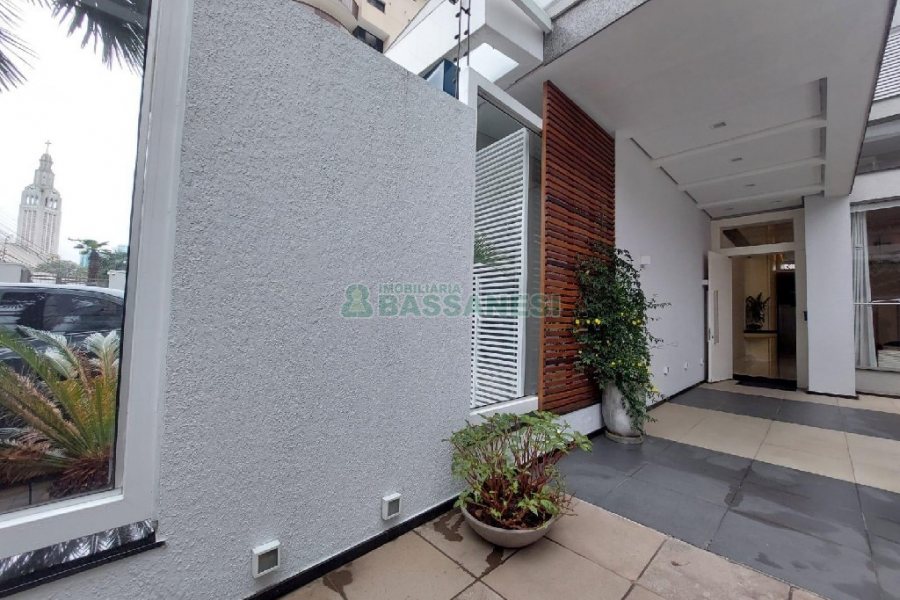 Apto Mobiliado com 393m², 5 dormitórios, 4 vagas, no bairro São Pelegrino em Caxias do Sul para Alugar