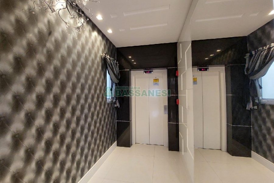 Apto Mobiliado com 393m², 5 dormitórios, 4 vagas, no bairro São Pelegrino em Caxias do Sul para Alugar