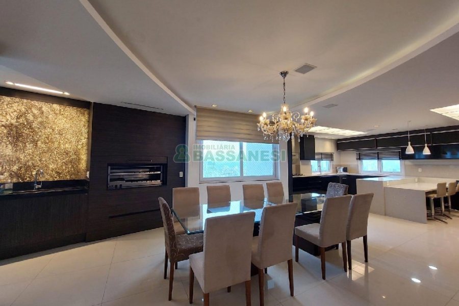 Apto Mobiliado com 393m², 5 dormitórios, 4 vagas, no bairro São Pelegrino em Caxias do Sul para Alugar