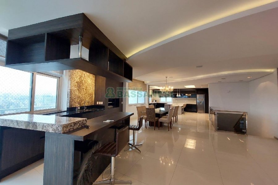 Apto Mobiliado com 393m², 5 dormitórios, 4 vagas, no bairro São Pelegrino em Caxias do Sul para Alugar