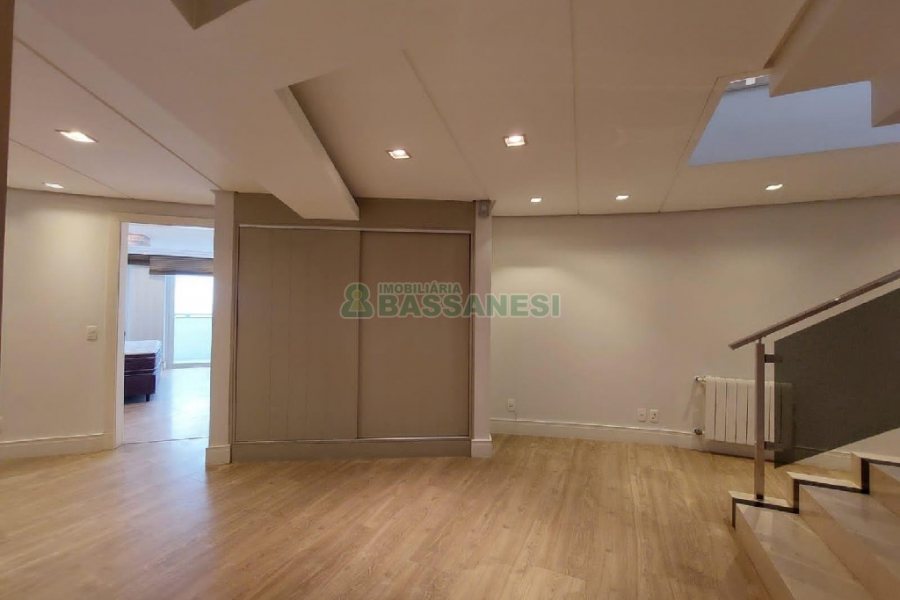 Apto Mobiliado com 393m², 5 dormitórios, 4 vagas, no bairro São Pelegrino em Caxias do Sul para Alugar