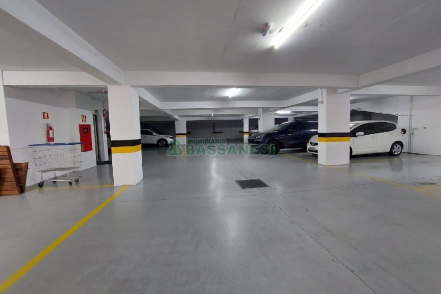 Apto Mobiliado com 393m², 5 dormitórios, 4 vagas, no bairro São Pelegrino em Caxias do Sul para Alugar