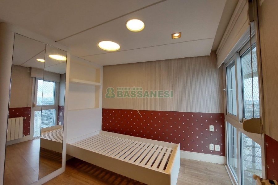 Apto Mobiliado com 393m², 5 dormitórios, 4 vagas, no bairro São Pelegrino em Caxias do Sul para Alugar