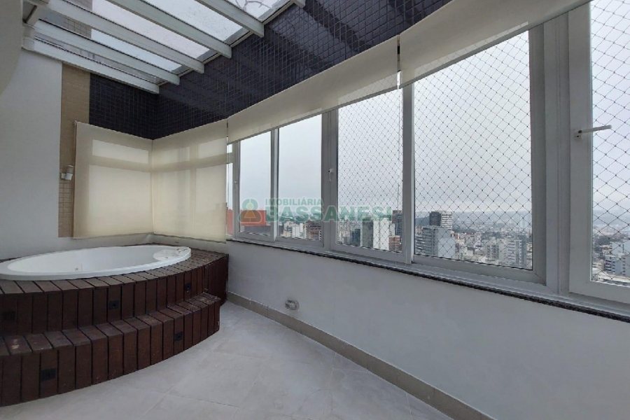 Apto Mobiliado com 393m², 5 dormitórios, 4 vagas, no bairro São Pelegrino em Caxias do Sul para Alugar