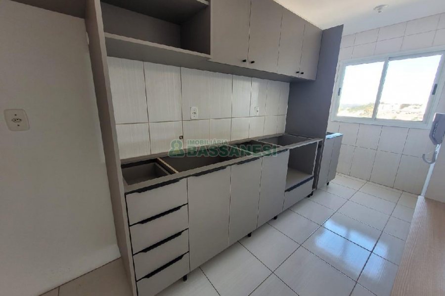 Apartamento com 63m², 2 dormitórios, 1 vaga, no bairro Esplanada em Caxias do Sul para Alugar