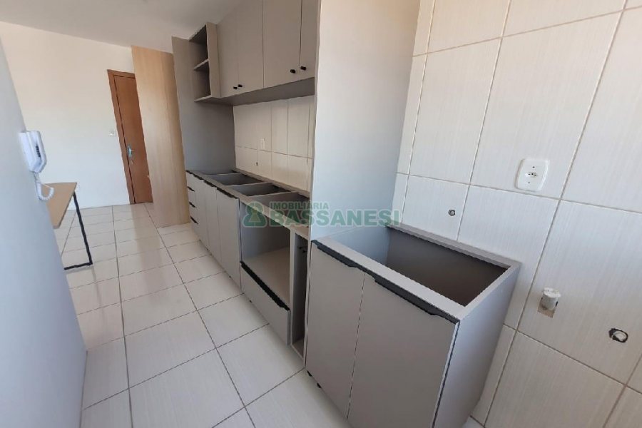 Apartamento com 63m², 2 dormitórios, 1 vaga, no bairro Esplanada em Caxias do Sul para Alugar