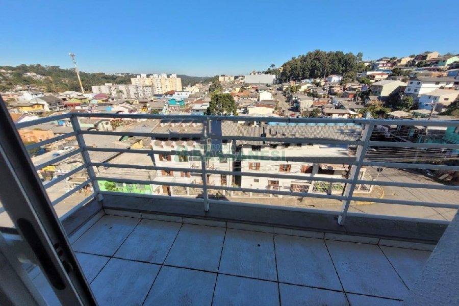Apartamento com 63m², 2 dormitórios, 1 vaga, no bairro Esplanada em Caxias do Sul para Alugar