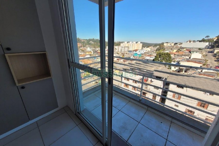 Apartamento com 63m², 2 dormitórios, 1 vaga, no bairro Esplanada em Caxias do Sul para Alugar