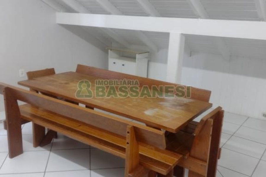 Apartamento com 90m², 3 dormitórios, 2 vagas, no bairro Colina Sorriso em Caxias do Sul para Comprar