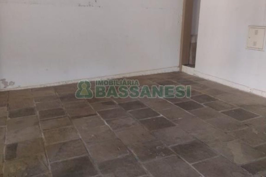 Apartamento com 90m², 3 dormitórios, 2 vagas, no bairro Colina Sorriso em Caxias do Sul para Comprar