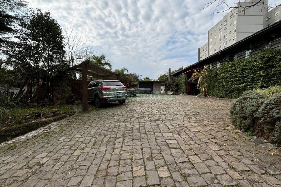 Pavilhão com 450m², no bairro Bela Vista em Caxias do Sul para Alugar