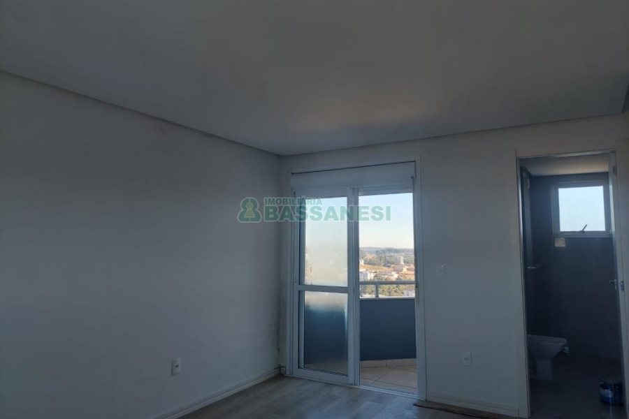 Apto/Cobertura com 193m², 3 dormitórios, 3 vagas, no bairro Cinqüentenário em Caxias do Sul para Comprar