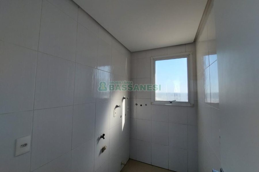 Apto/Cobertura com 193m², 3 dormitórios, 3 vagas, no bairro Cinqüentenário em Caxias do Sul para Comprar