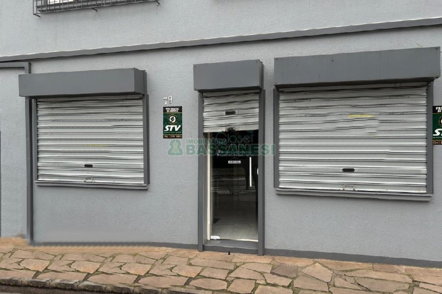 Casa Comercial com 98m², 2 vagas, no bairro Pio X em Caxias do Sul para Alugar