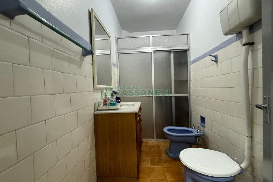 Casa Comercial com 98m², 2 vagas, no bairro Pio X em Caxias do Sul para Alugar