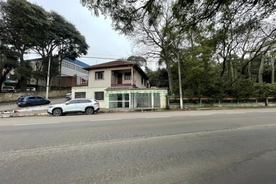 Casa Comercial com 400m², no bairro Bela Vista em Caxias do Sul para Comprar
