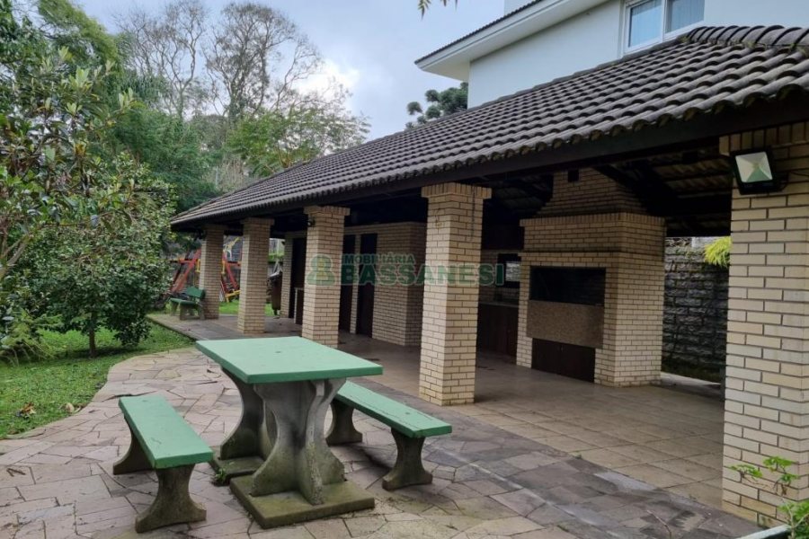 Terreno com 448m², no bairro Jardim América em Caxias do Sul para Comprar