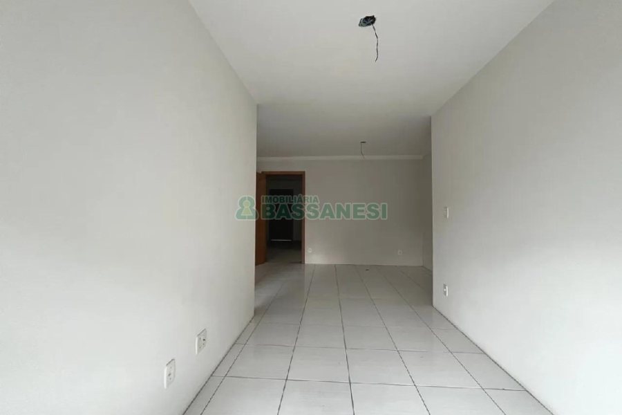 Apartamento com 58m², 2 dormitórios, 1 vaga, no bairro Esplanada em Caxias do Sul para Alugar