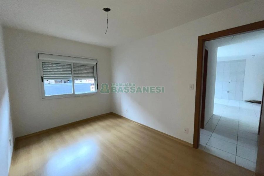 Apartamento com 58m², 2 dormitórios, 1 vaga, no bairro Esplanada em Caxias do Sul para Alugar