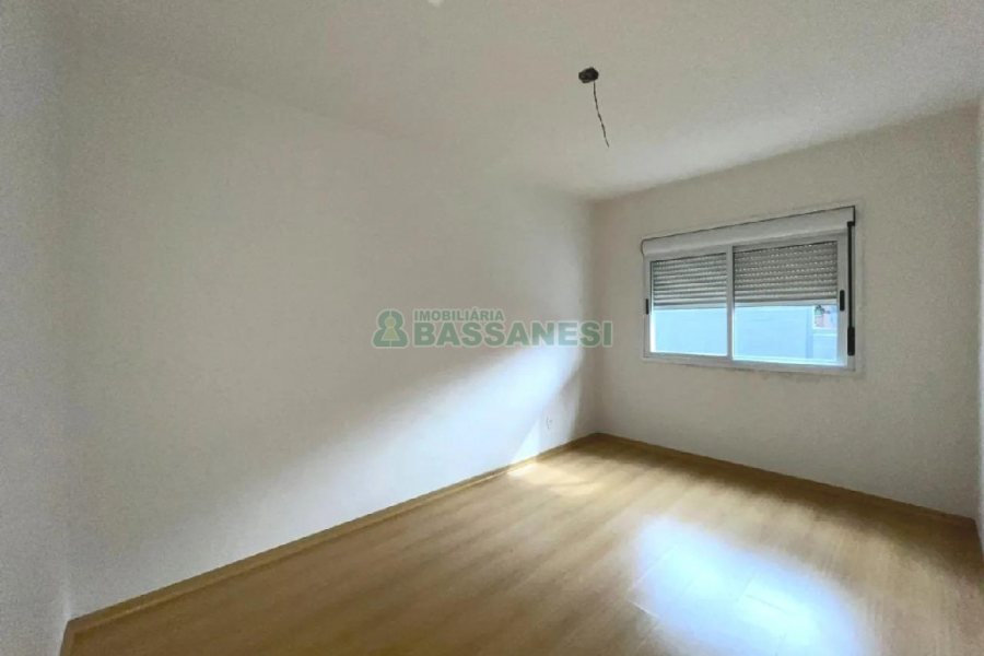 Apartamento com 60m², 2 dormitórios, 1 vaga, no bairro Esplanada em Caxias do Sul para Alugar