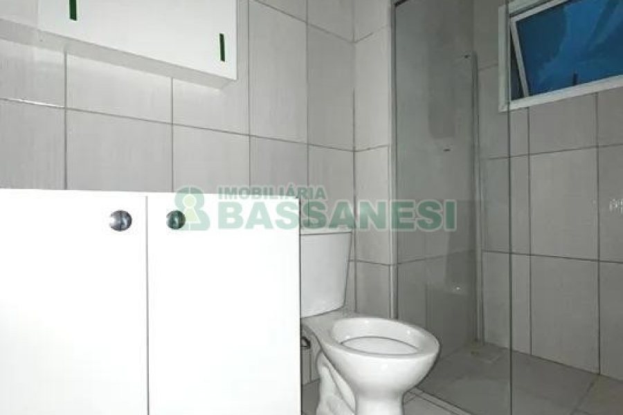 Apartamento com 60m², 2 dormitórios, 1 vaga, no bairro Esplanada em Caxias do Sul para Alugar