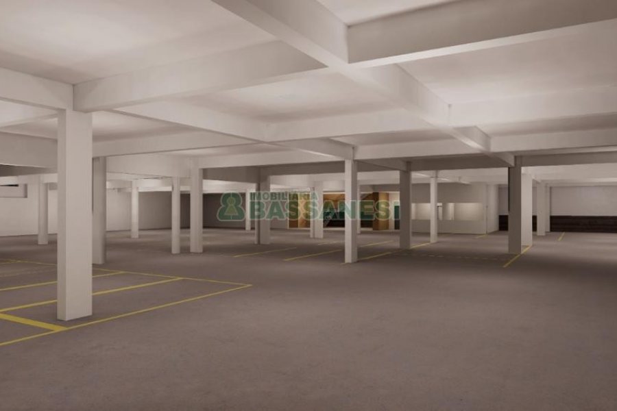 Loja com 1934m², no bairro Centro em Caxias do Sul para Alugar