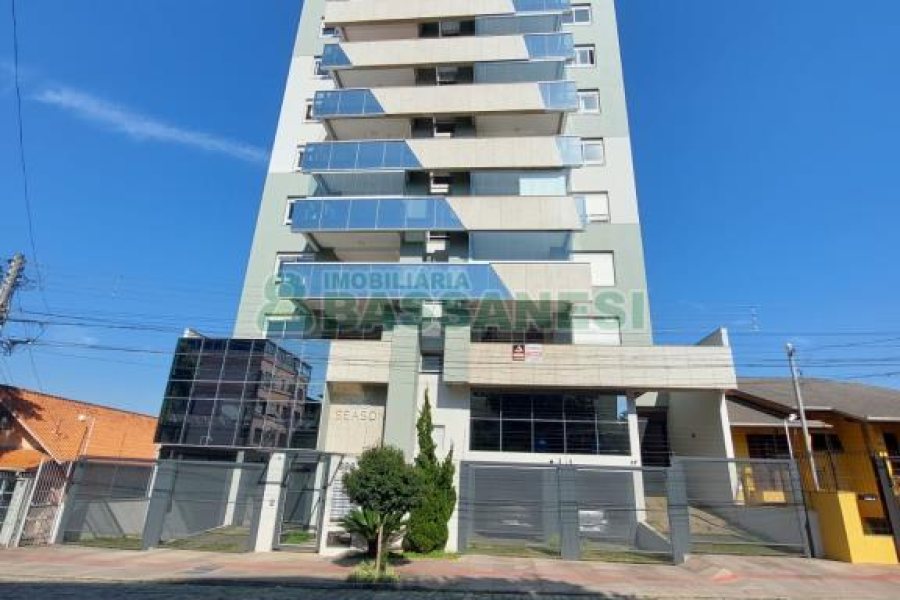 Apartamento com 314m², 3 dormitórios, 3 vagas, no bairro Rio Branco em Caxias do Sul para Comprar