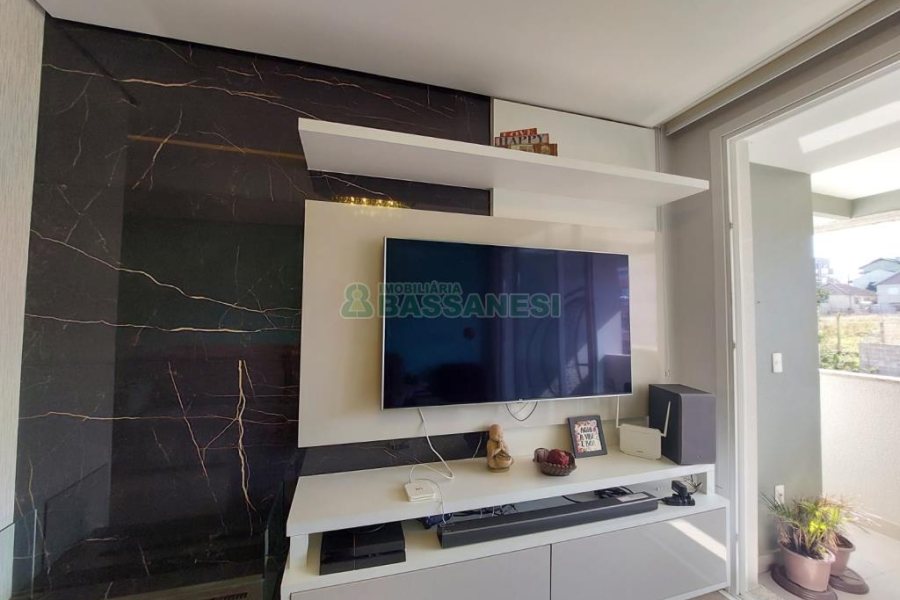 Apartamento com 314m², 3 dormitórios, 3 vagas, no bairro Rio Branco em Caxias do Sul para Comprar