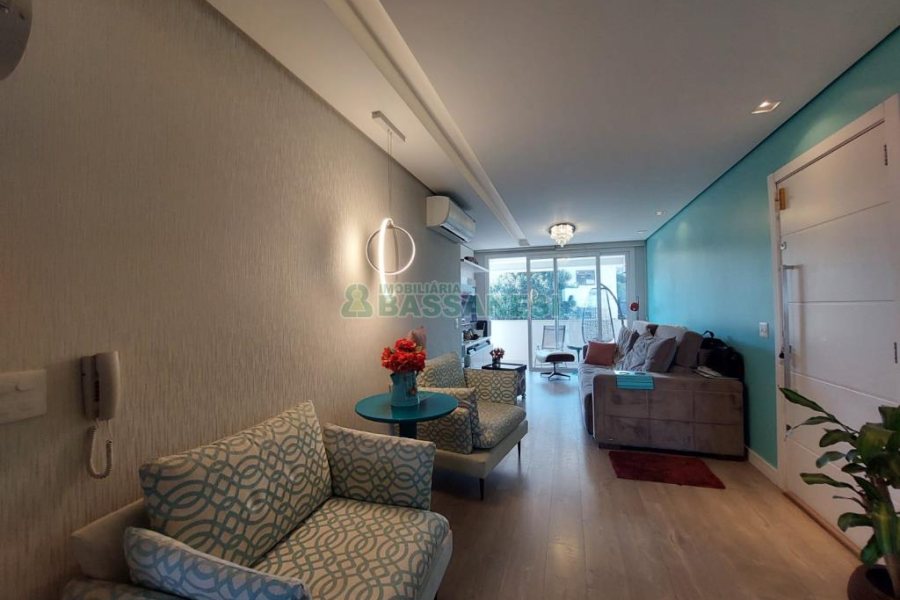 Apartamento com 314m², 3 dormitórios, 3 vagas, no bairro Rio Branco em Caxias do Sul para Comprar
