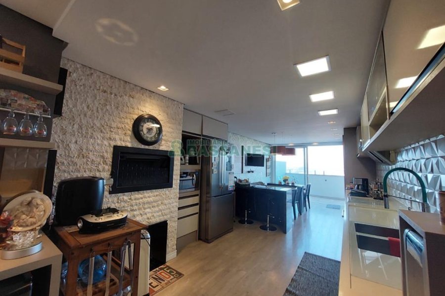 Apartamento com 314m², 3 dormitórios, 3 vagas, no bairro Rio Branco em Caxias do Sul para Comprar