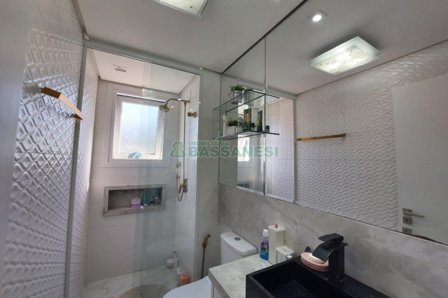 Apartamento com 314m², 3 dormitórios, 3 vagas, no bairro Rio Branco em Caxias do Sul para Comprar