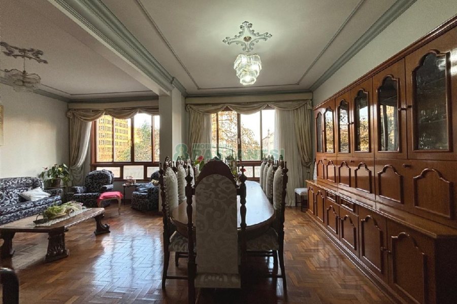 Apto Mobiliado com 285m², 4 dormitórios, 1 vaga, no bairro Centro em Caxias do Sul para Alugar ou Comprar