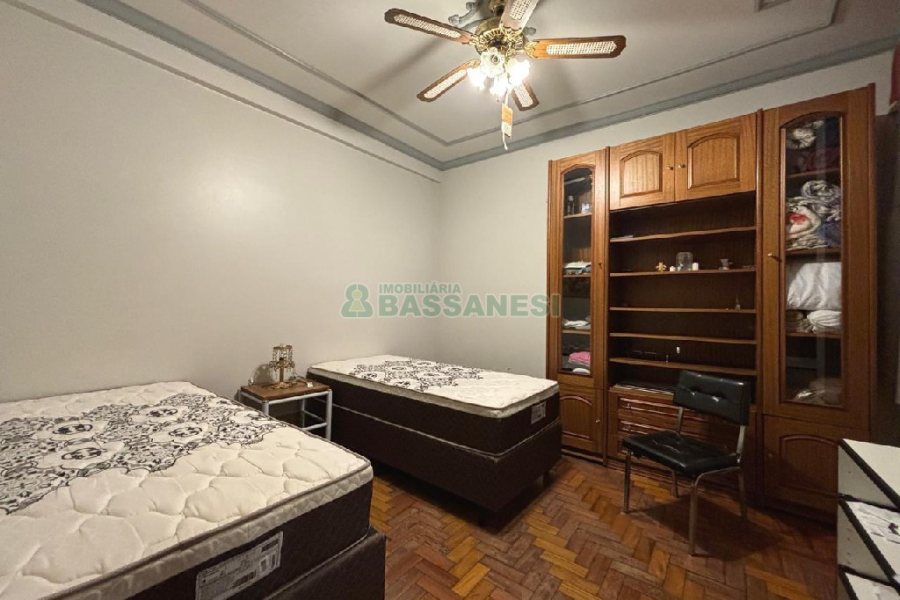 Apto Mobiliado com 285m², 4 dormitórios, 1 vaga, no bairro Centro em Caxias do Sul para Alugar ou Comprar