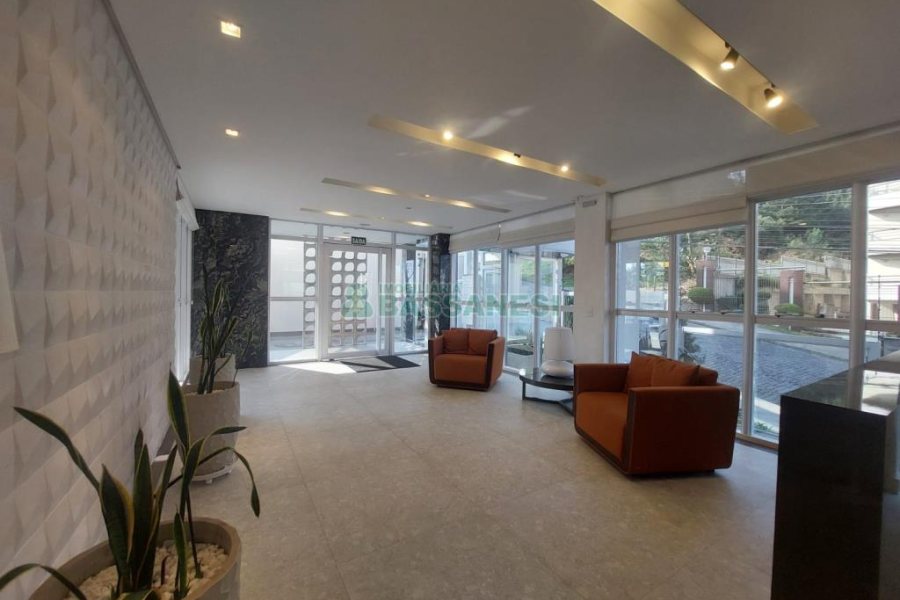 Apartamento com 81m², 2 dormitórios, 2 vagas, no bairro Jardim América em Caxias do Sul para Comprar