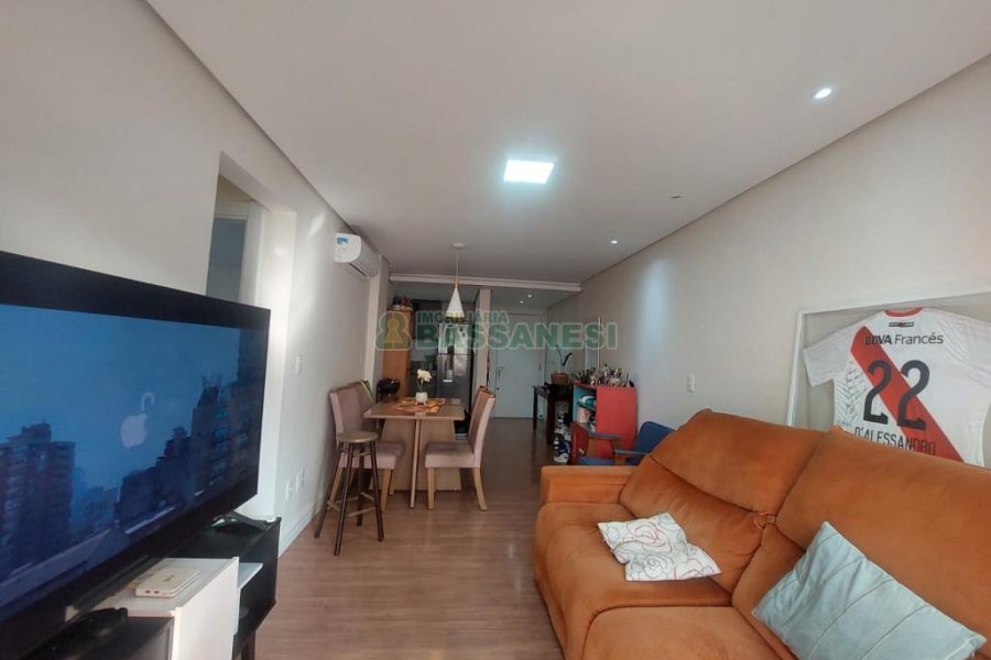 Apartamento com 81m², 2 dormitórios, 2 vagas, no bairro Jardim América em Caxias do Sul para Comprar