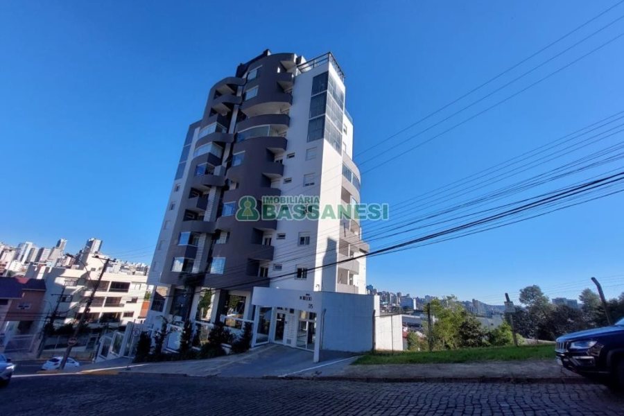Apartamento com 81m², 2 dormitórios, 2 vagas, no bairro Jardim América em Caxias do Sul para Comprar