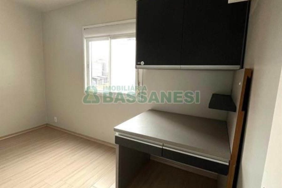 Apartamento com 50m², 2 dormitórios, 1 vaga, no bairro Bela Vista em Caxias do Sul para Alugar